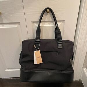 (Brand New!) BEIS "The Weekender" Bag